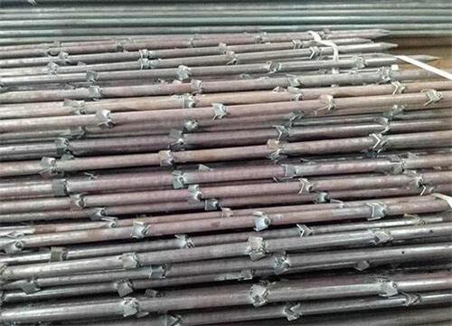 伊金霍洛隧道钢花管